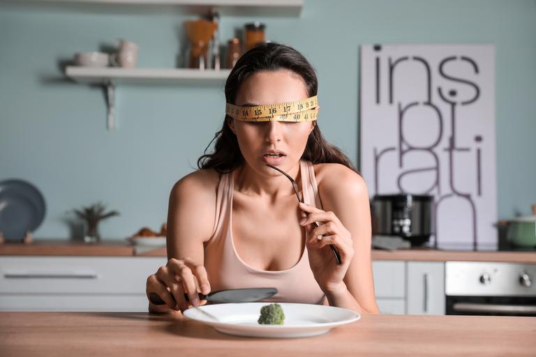 Intuitive Eating is a non-diet wellness approach to choose food that feels good in your body | Shutterstock