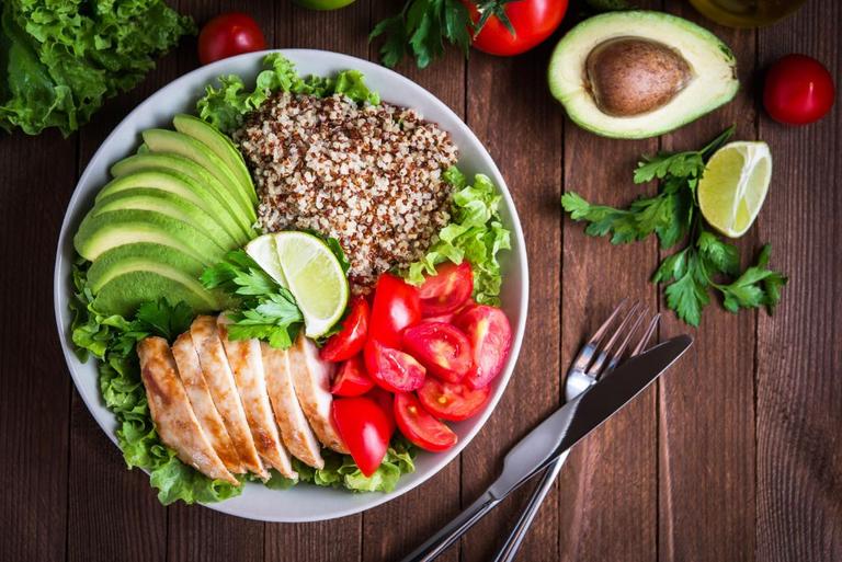 1/2 of your plate should be fruits and veggies, 1/4 grains, and 1/4 protein sources | Shutterstock