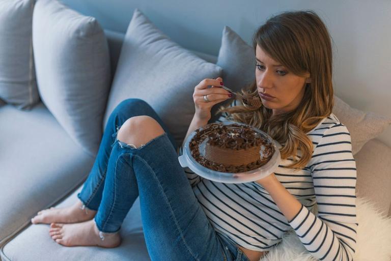 Emotional eating is one of the main reasons behind excess weight | Shutterstock