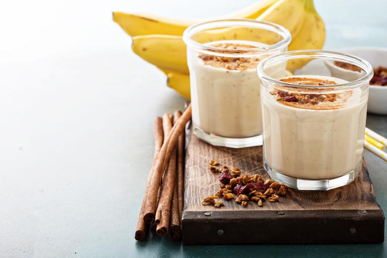 Peanut butter, banana, and cinnamon smoothie